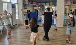 Efeler’in çocukları yöresel oyunları öğreniyor