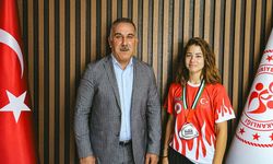 Aydınlı genç sporcu jujitsuda dünya 2'ncisi oldu
