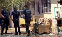 İki kızını eve kilitleyip evi ateşe verdi