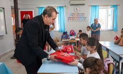 Başkan Yetişkin’den minik öğrencilere sürpriz
