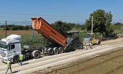 İncirliova’da yol yenileme çalışmaları devam ediyor