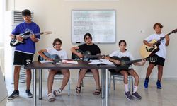 Efeler’de müzik akademisi kursları başlıyor