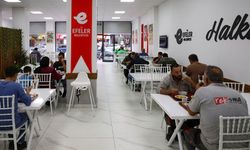 Efeler’in halk sofraları misafirlerini ağırlıyor