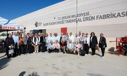 Türk Kadınlar Konseyi üyeleri Kadın Emeği Fabrikası’nı gezdi