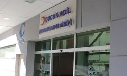 Balkondan düşen çocuk ağır yaralandı