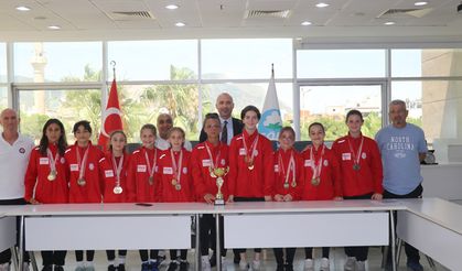 Söke Belediye Başkanı Arıkan, Şampiyonların sevincini paylaştı