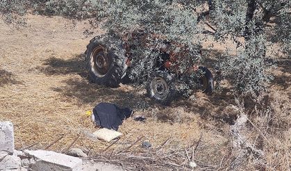 Aydın'da  devrilen traktörün altında kalan sürücü hayatını kaybetti