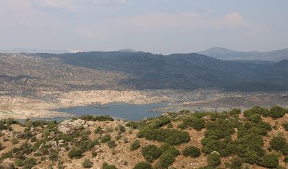 Adnan Menderes Barajı'nda su azalıyor