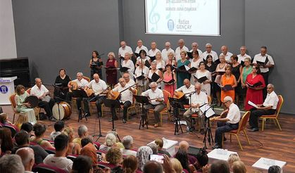 Didim'de yaz akşamları türkülerle şenlendi