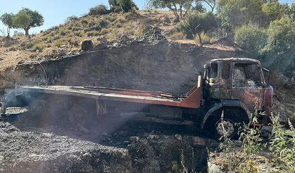 Aydın’da park halindeki kamyon yandı