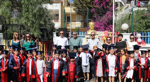 Didim Belediyesi Kreşi'nin öğrencileri karnelerini aldı