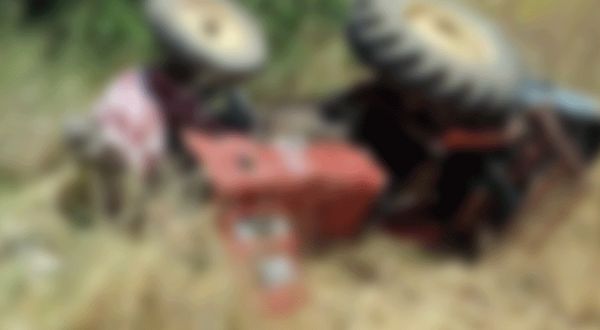 Aydın'da traktör devrildi 3 yaralı