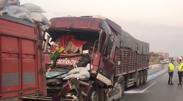 Aydın - İzmir Otoyolu’nda kaza: 1’i ağır 4 yaralı