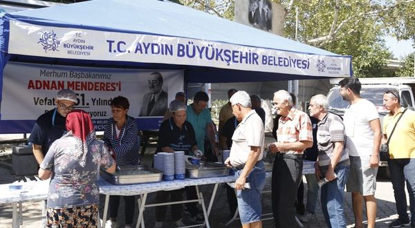 Büyükşehir Belediyesi Başbakan Adnan Menderes'i andı