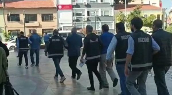 FETÖ'nün mali yapılanmasına operasyon: Aydın'da 10 kişi tutuklandı