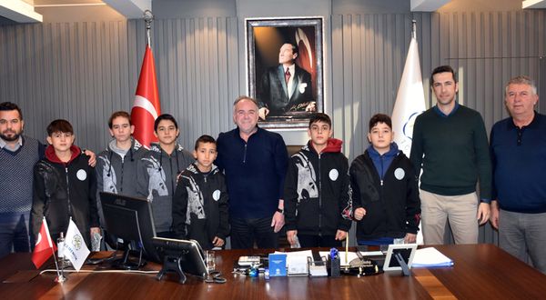 Öndeş: Sizleri başarılı görmek, bizi mutlu ediyor