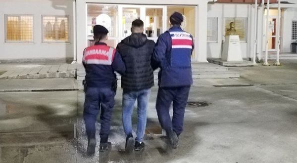 'Parada sahtecilik' suçundan aranan kişi yakalandı
