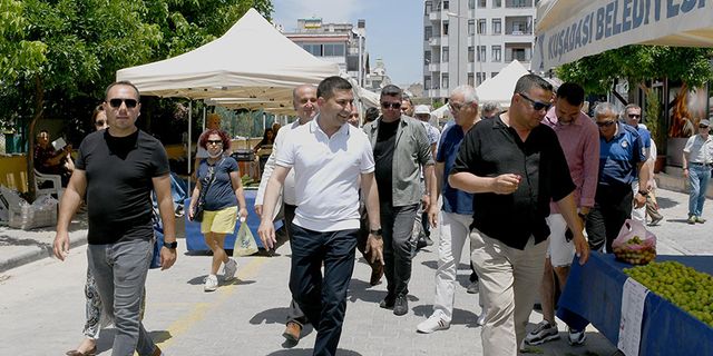 Başkan Ömer Günel, Belediye’yi esnafın ayağına götürdü