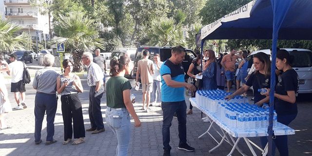 Büyükşehir Belediyesi sınav öncesi adayları yalnız bırakmadı