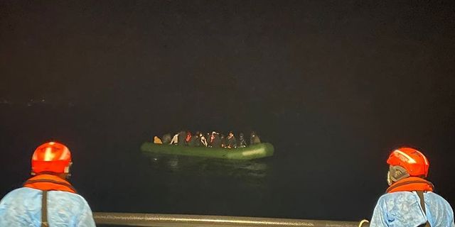 Aydın açıklarında 45 düzensiz göçmen yakalandı