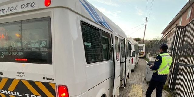 Okul servis araçları denetlendi