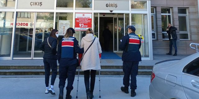 54 yıl hapis cezasıyla aranan dolandırıcı yakalandı