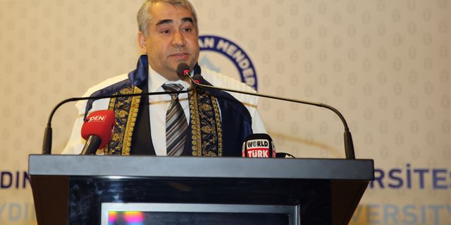 Aydın Adnan Menderes Üniversitesinde yeni rektör göreve başladı
