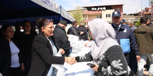 Başkan Çerçioğlu Yenipazar’da yerel fide dağıtımı yaptı