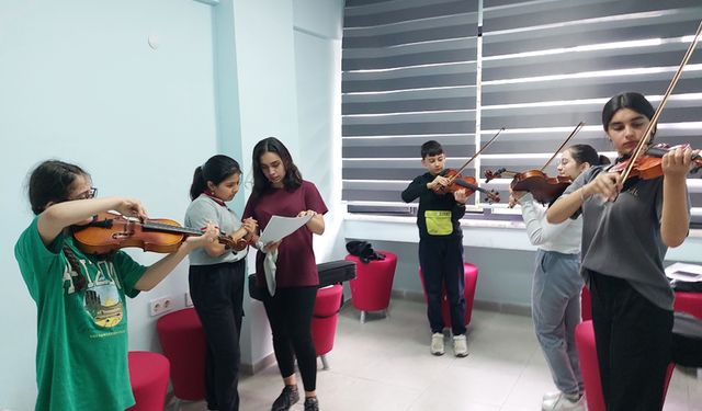 Ortaklar Genç Ofis, gençleri bekliyor