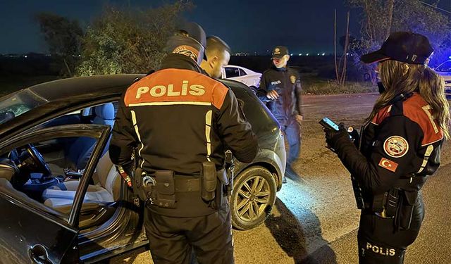 Aydın'da polis ekipleri yeni yıl öncesi denetimlerini artırdı