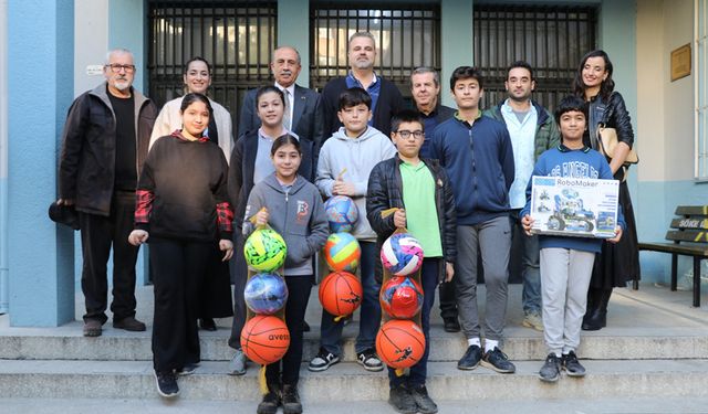 Söke Belediyesi’nin ‘Geleneksel Pil Toplama Yarışması’nın ödülleri verildi