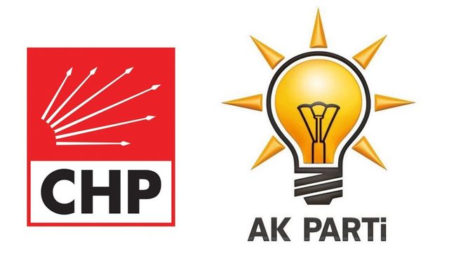 AK Parti afişlerini CHP'liler yırtmış