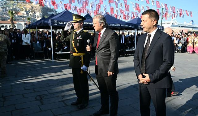 Kuşadası’nda Cumhuriyet Bayramı coşkuyla kutlandı