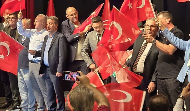 Aydın'da CHP'li gençlerin yeni başkanı Kılıç oldu