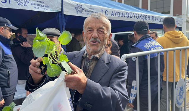 Çerçioğlu Koçarlılı vatandaşları ata tohumlarından üretilen fideler ile buluşturdu