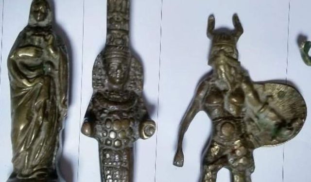 Aydın’da araçta tarihi eser ele geçirildi