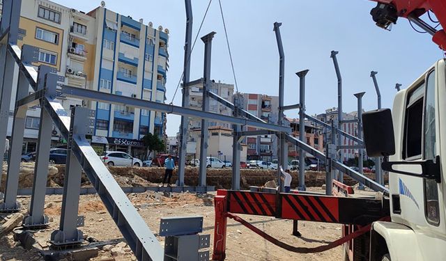 Adnan Menderes Stadyumu yıl sonuna yetişecek