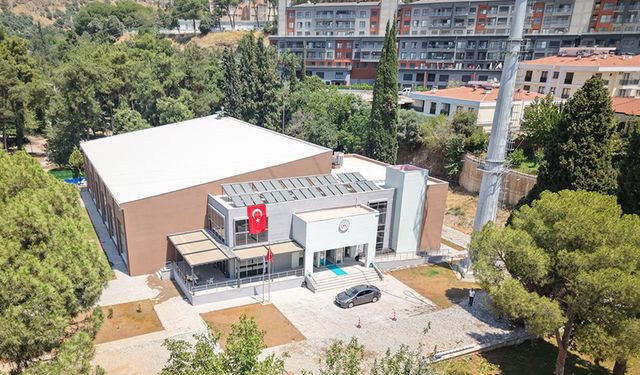 Pınarbaşı yüzme havuzu hizmete açıldı
