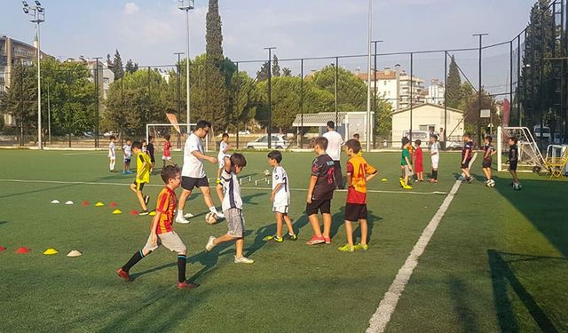 Başkan Yetişkin ile yaz tatili sporla renklendi