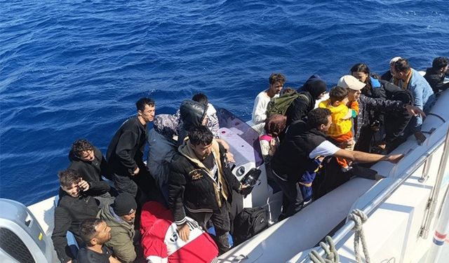 Aydın’da 26 düzensiz göçmen kurtarıldı