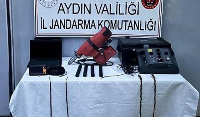 Germencik’te kaçak kazı yapan 5 kişi suçüstü yakalandı