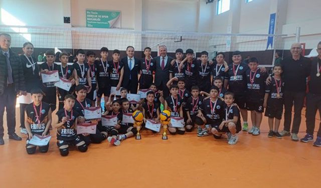 Aydın'da Yıldız Erkekler Voleybol Müsabakaları tamamlandı