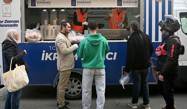 Kuşadalılar güne sıcak bir başlangıç yaptı