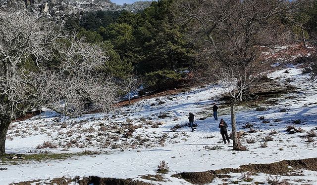 Aydınlılar karla buluştu