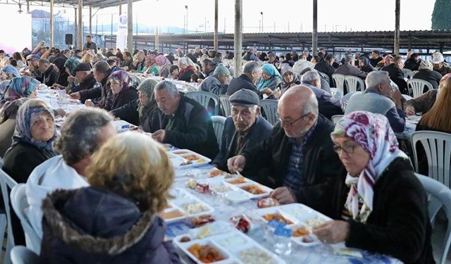 Didim Belediyesi Ramazan'da iftar sofraları kuruyor