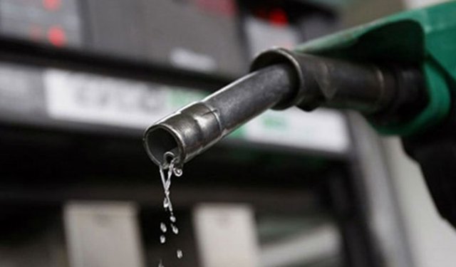 Akaryakıt fiyatlarında 'eşel mobil sistemine' geçildi