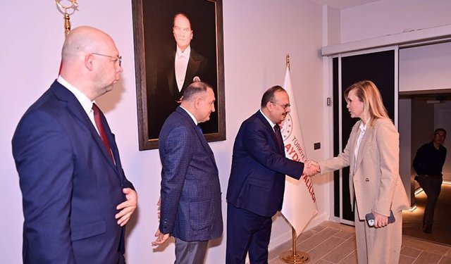 Aydın protokolü bayramlaştı