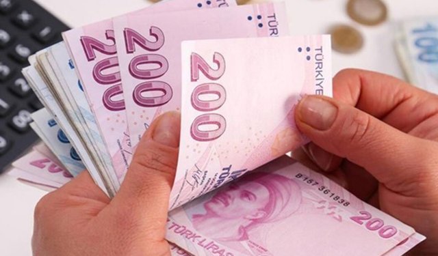 Emekli maaşı ve bayram ikramiyelerinin ödeneceği tarih belli oldu