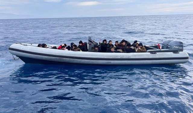Didim’de 25 düzensiz göçmen yakalandı