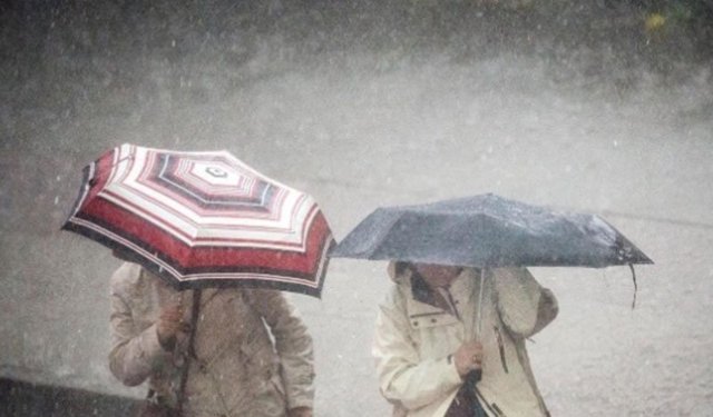 Meteoroloji uyardı: Kuvvetli yağış aralıksız sürecek